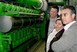 Clara Aguilera visita invernaderos holandeses interesándose por sus avanzadas tecnologías en producción y energía