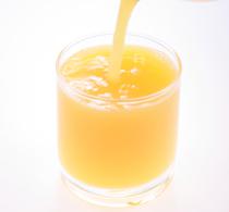 La CE propone prohibir el añadido de azúcar para elaborar los zumos de fruta