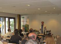 La Junta presenta en Bruselas las cualidades de más de 20 vinos andaluces ante 32 profesionales gastronómicos